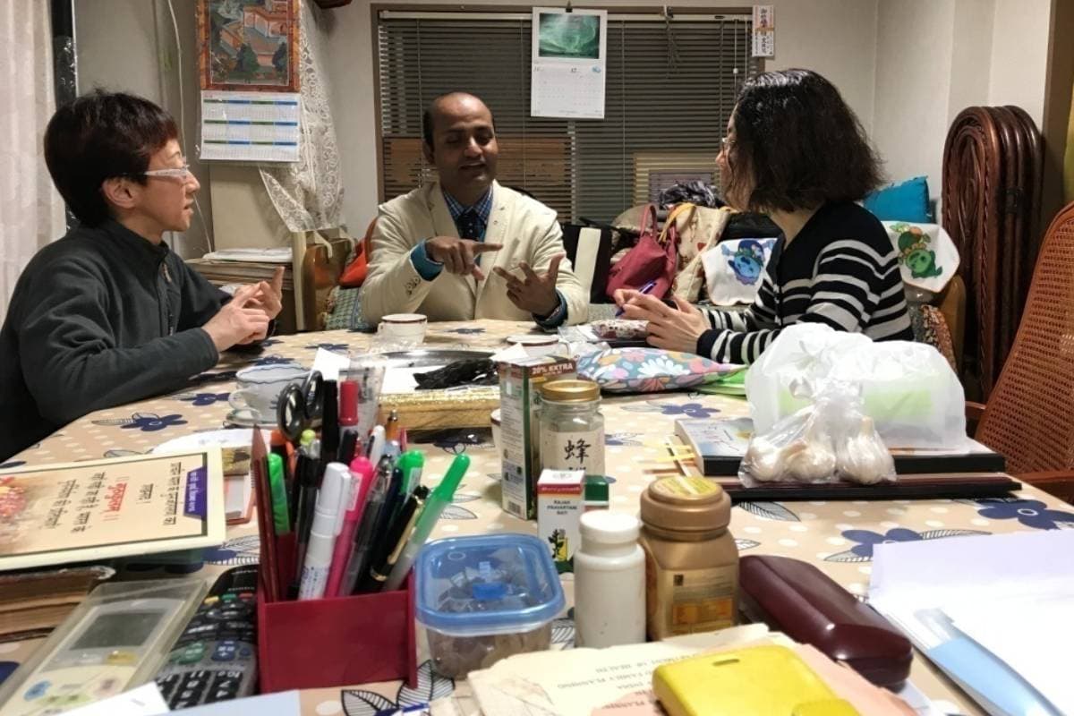 In a workshop At AIHORE PRATISHTHANAM of Hon. Dr. Hari Shankara Sharma & Hon. Dr. Hiroe Inamura Sharma With Dr. Eiko Azuma – Urologist & Ayurveda Scholars OSAKA – JAPAN