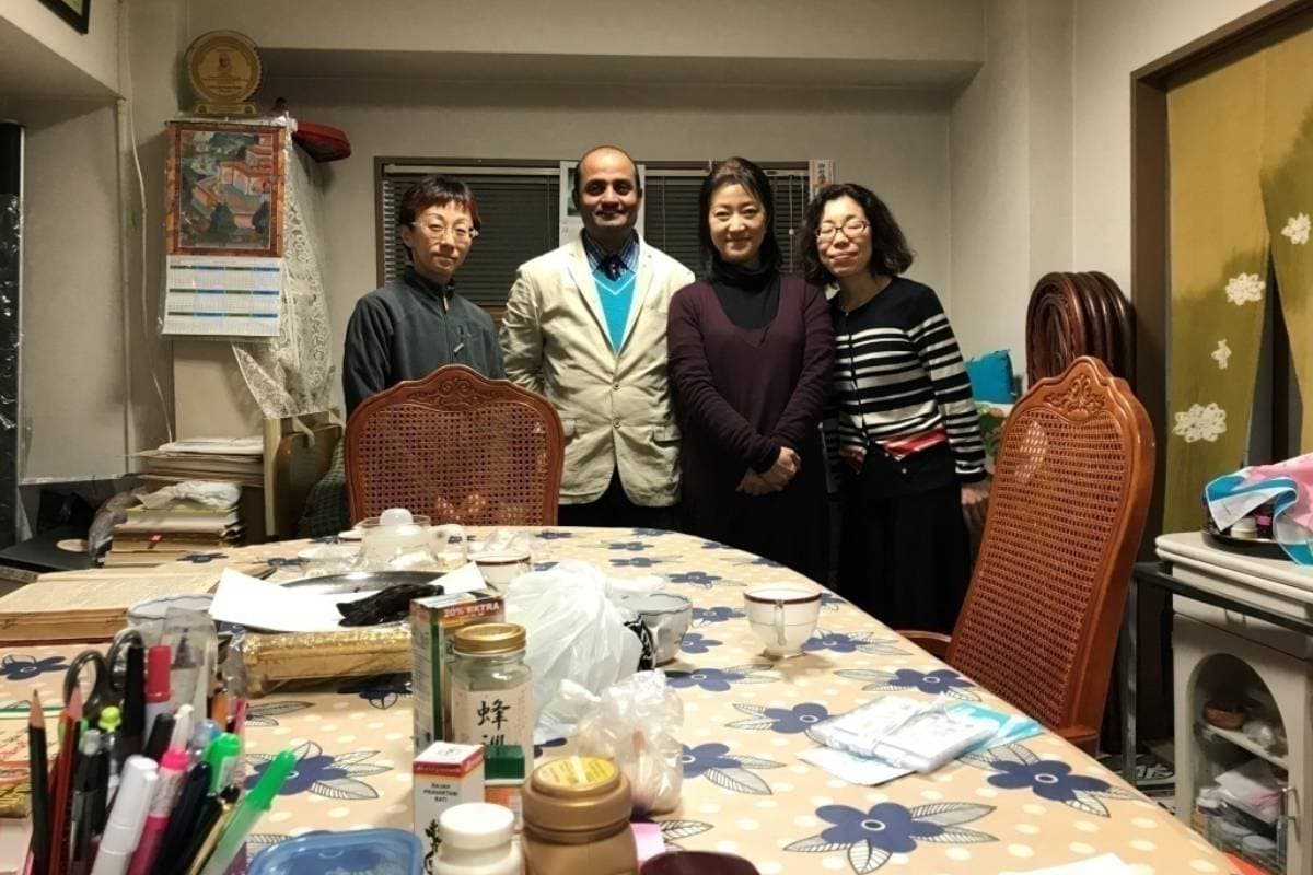 In a workshop At AIHORE PRATISHTHANAM of Hon. Dr. Hari Shankara Sharma & Hon. Dr. Hiroe Inamura Sharma With Dr. Eiko Azuma – Urologist & Ayurveda Scholars OSAKA – JAPAN